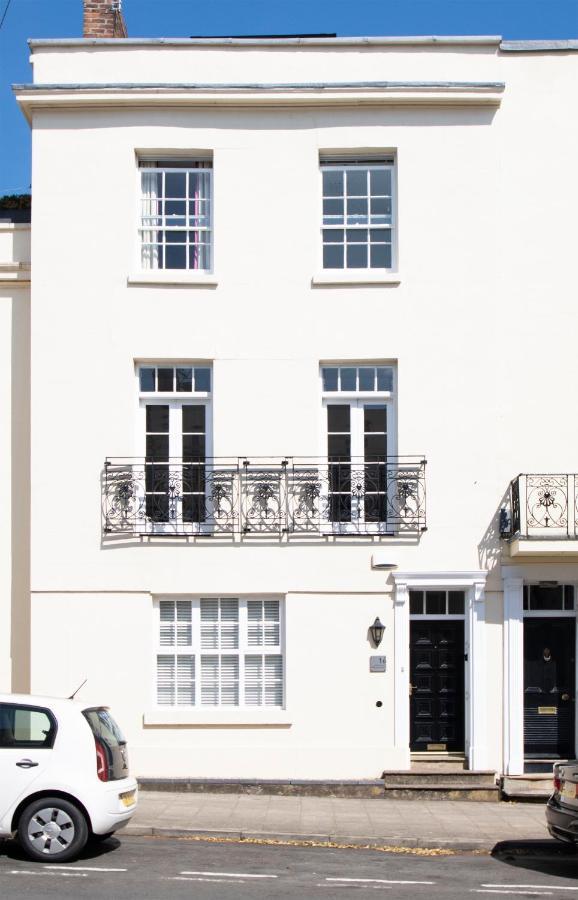 Modern Apartment In Leamington Spa City Centre Exterior photo